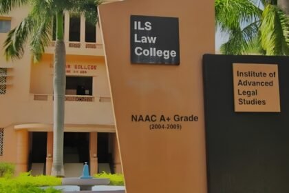 ILS Law College and Institute of Advanced Legal Studies signage, Pune, subject of the Bombay High Court fee dispute